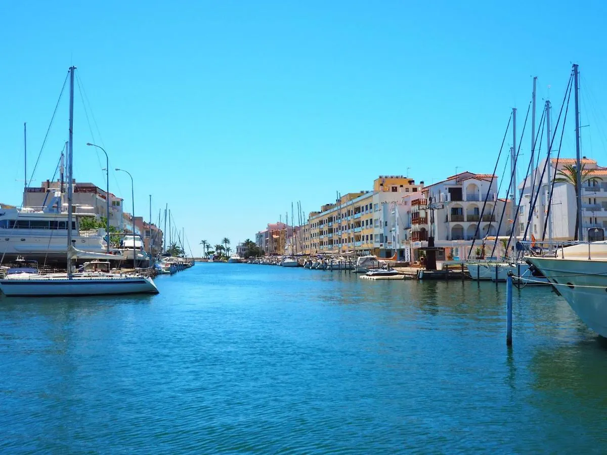 Apartment Flamicell Empuriabrava